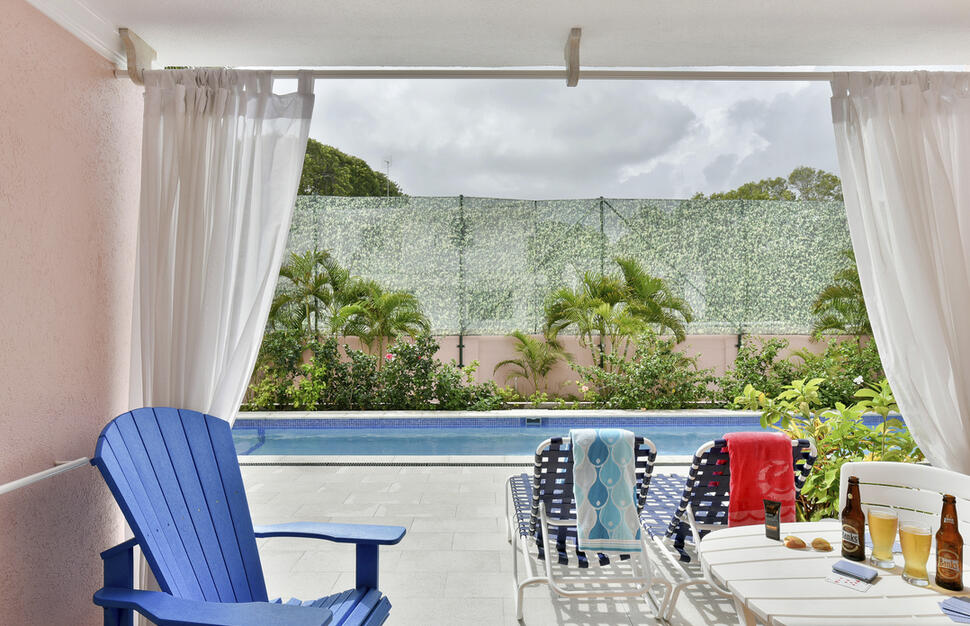 Deluxe Studio Pool View