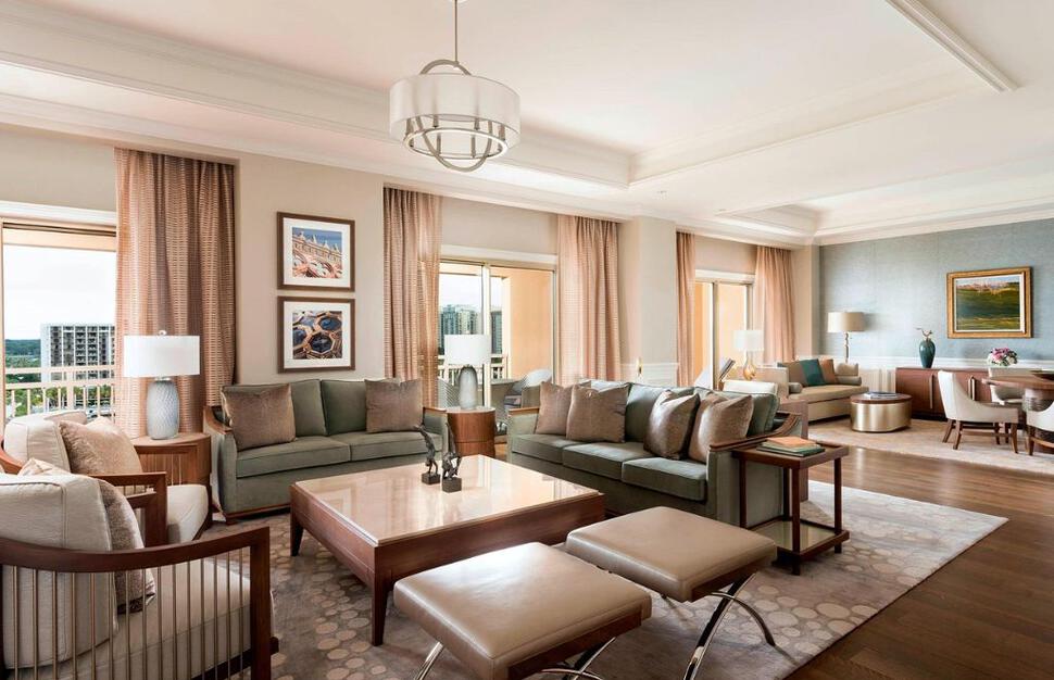 Ritz-Carlton Suite