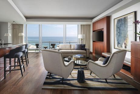 Bal Harbour Suite