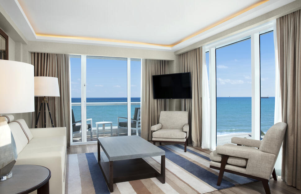 Oceanfront One Bedroom Residence