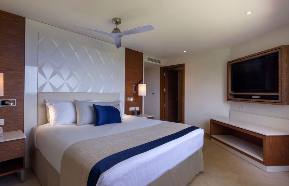 Luxury Presidential One Bedroom Suite