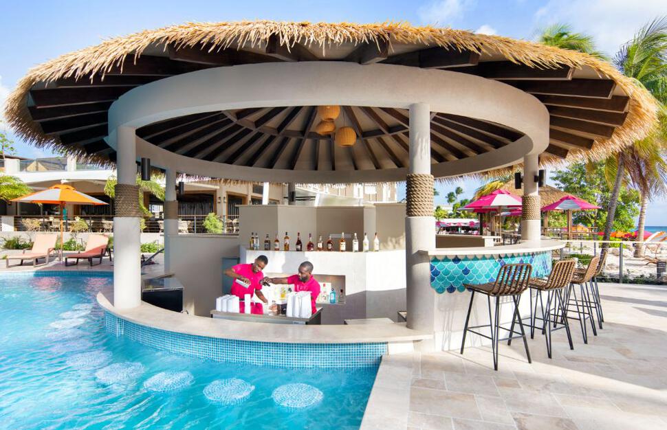 Adults Only Swim-Up Bar