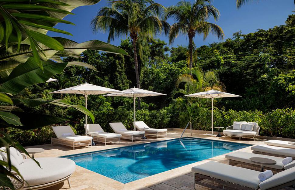 Villa Pool