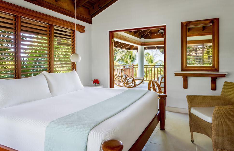 Premier Beachfront Suite