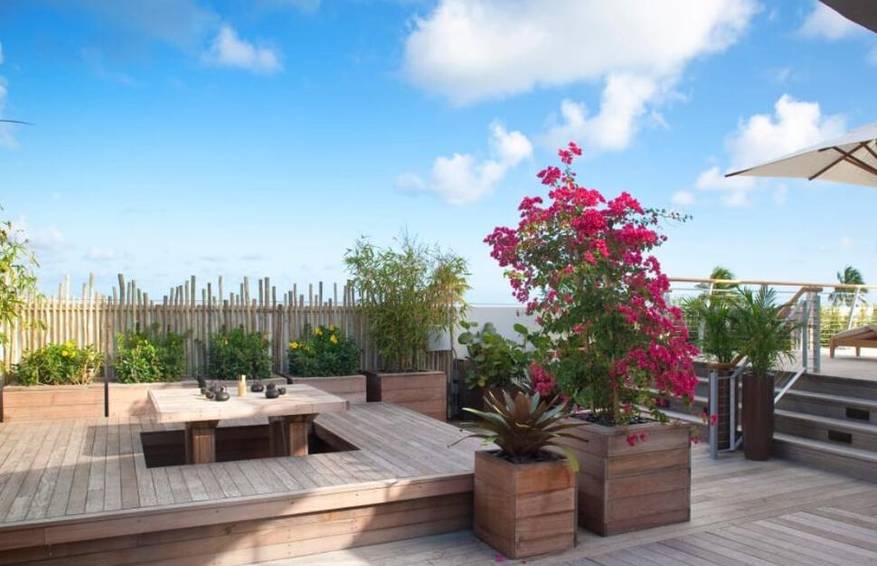 Wellness Garden Deck