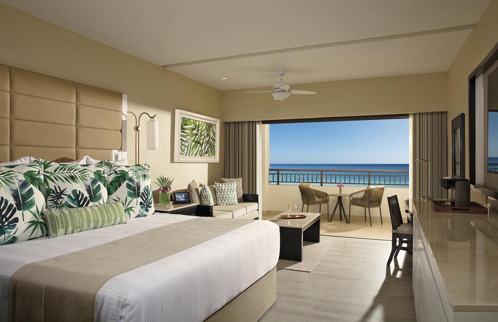 Junior Suite Ocean Front