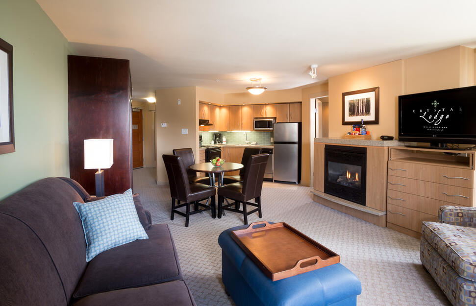 1-Bedroom Queen Suite