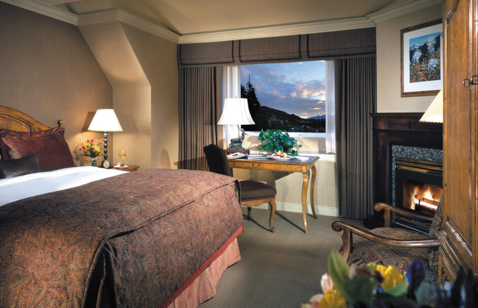 Fairmont Gold King Room