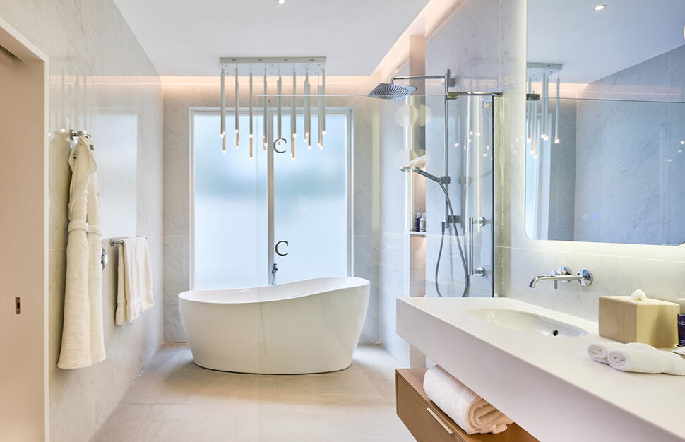 Superior Deluxe Suite