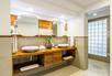 Pool Suite