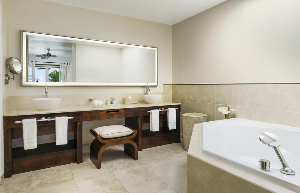 One Bedroom (Cinnamon/Saffron) Beach Suite