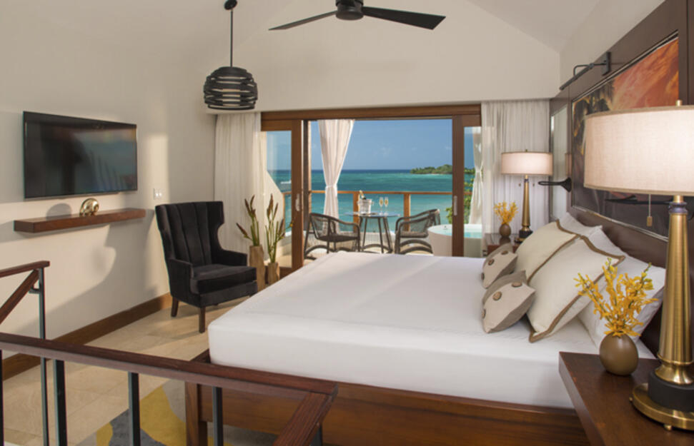 Longshore Beachfront Two-Story One Bedroom Butler Villa Suite w/ Tranquility Soaking Tub