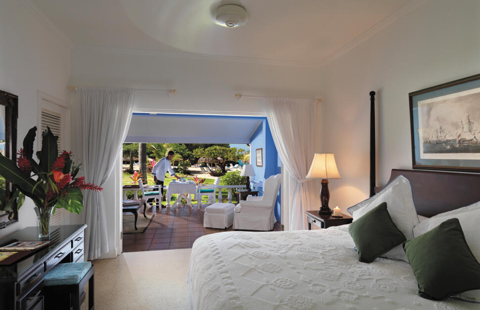 Deluxe Verandah Suite