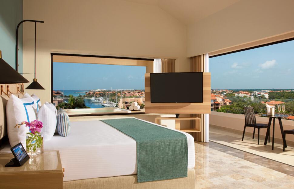 Honeymoon Hot Tub Ocean View