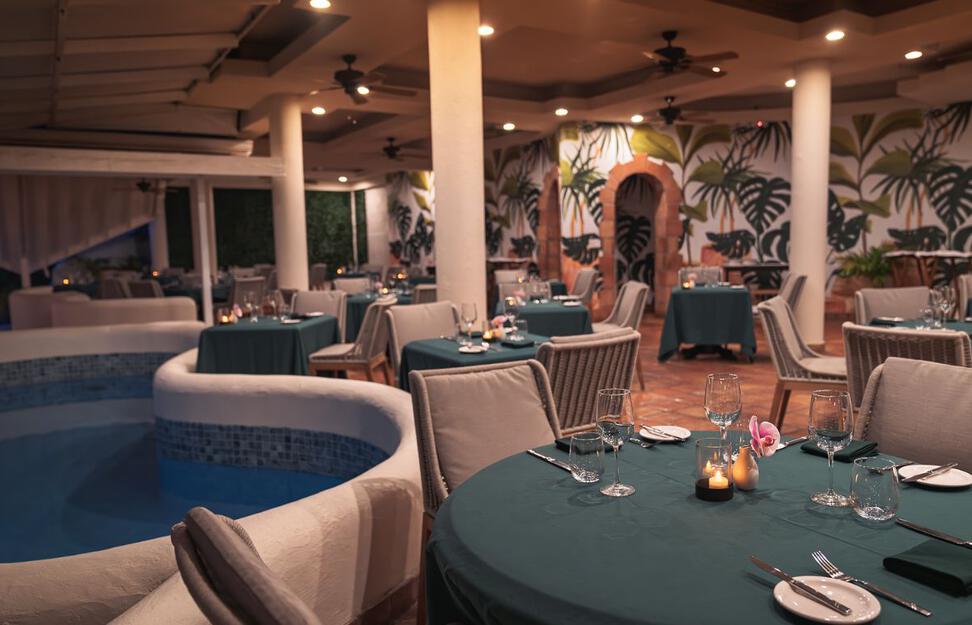 Piccolo Mondo Restaurant