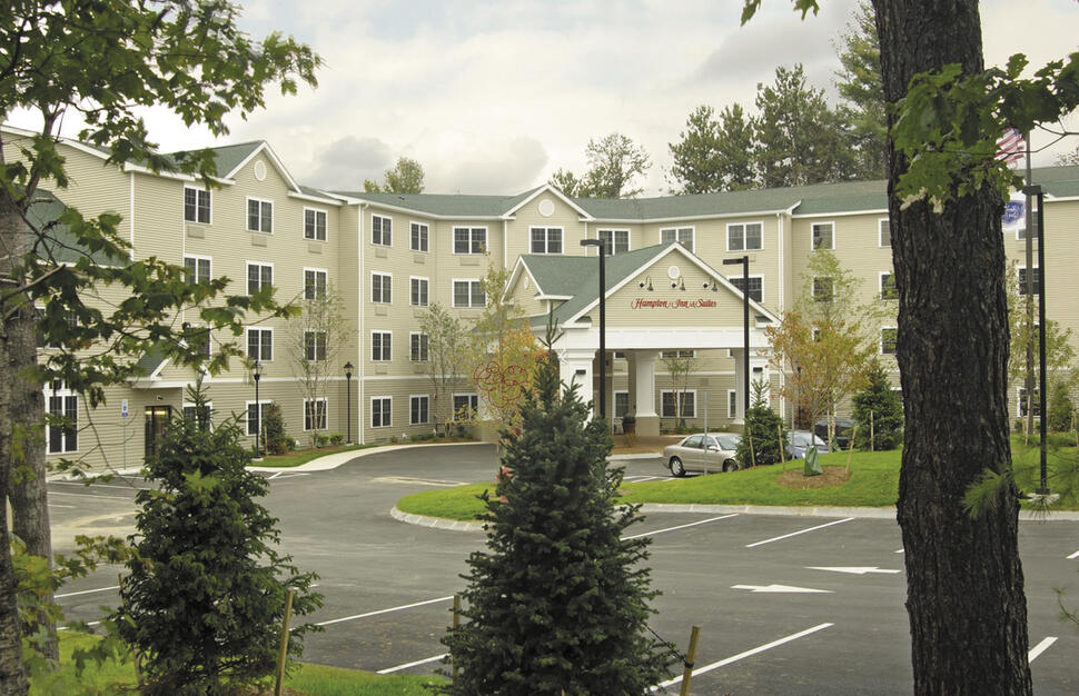Hampton Inn & Suites North Conway New Hampshire, New England Hotel