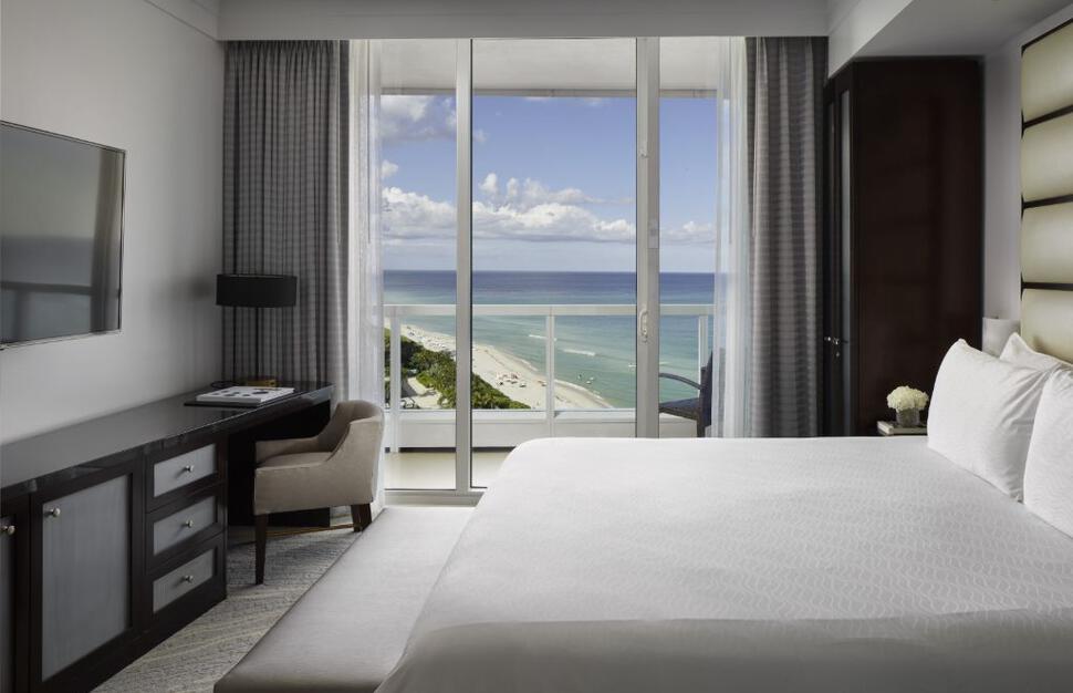 Sorrento One Bedroom Ocean View Suite