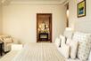 Premier King Suite