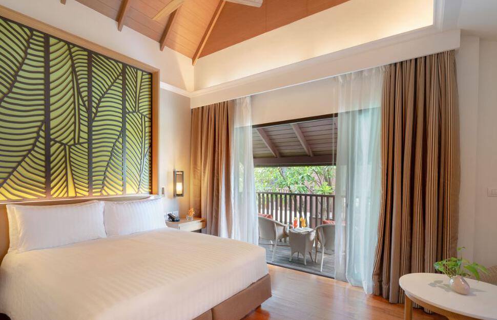 Deluxe Thai Village Room