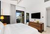 One Bedroom Premium Suite Beach Access