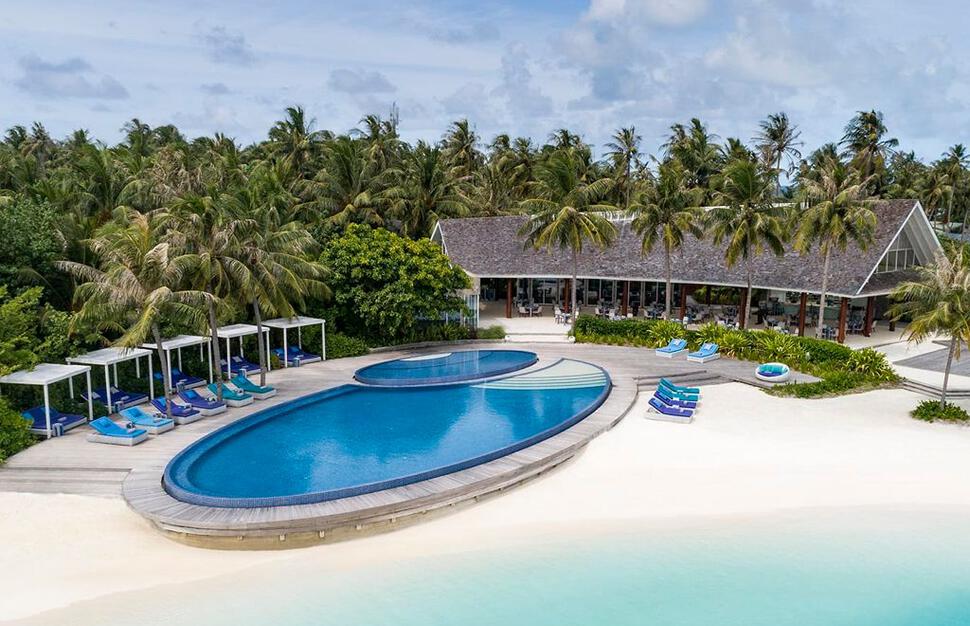 Pool and Blu Restaurant