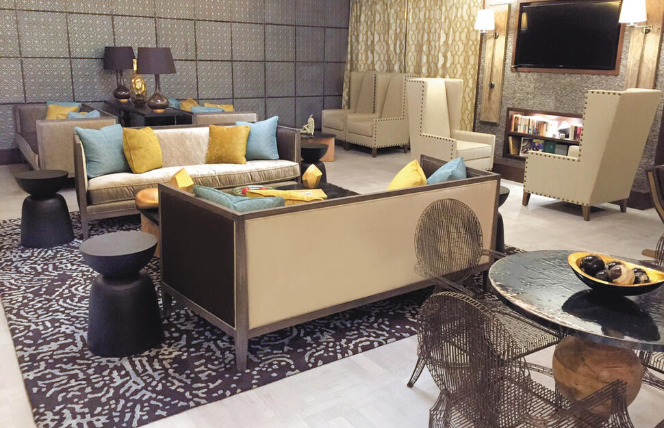 Club Sandals Lounge