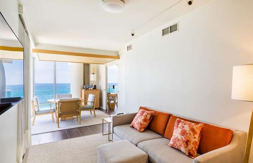 One Bedroom Oceanfront Suite King with Balcony