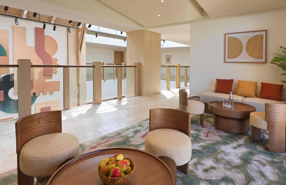 Signature Palm Suites 2nd Floor Lounge