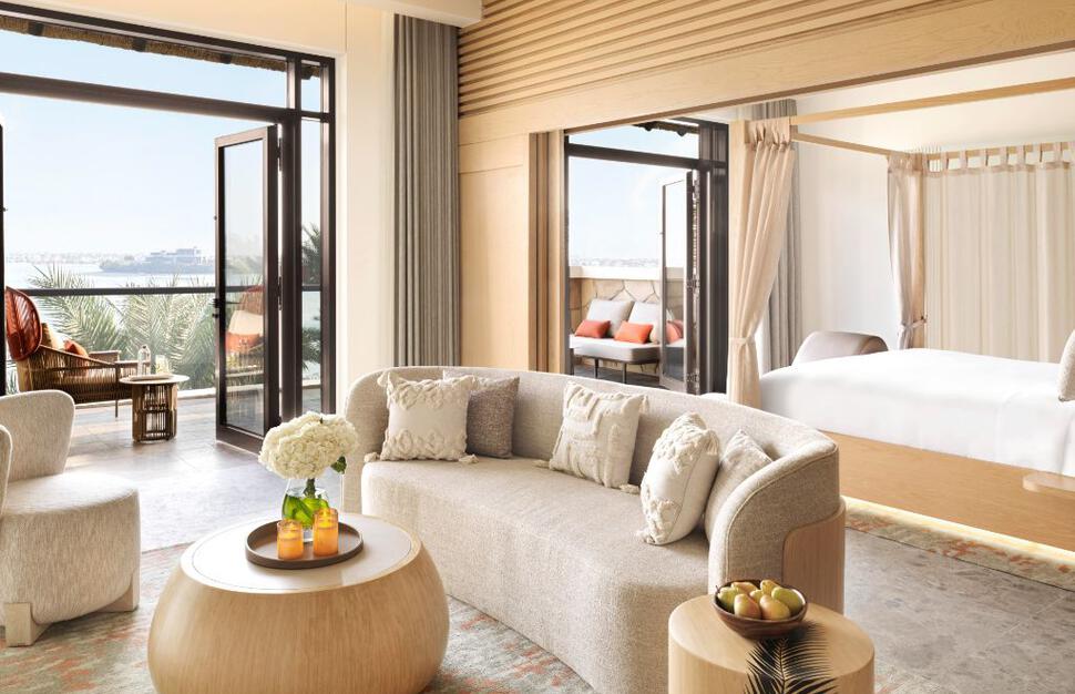 Signature Palm Suite Honeymoon Suite