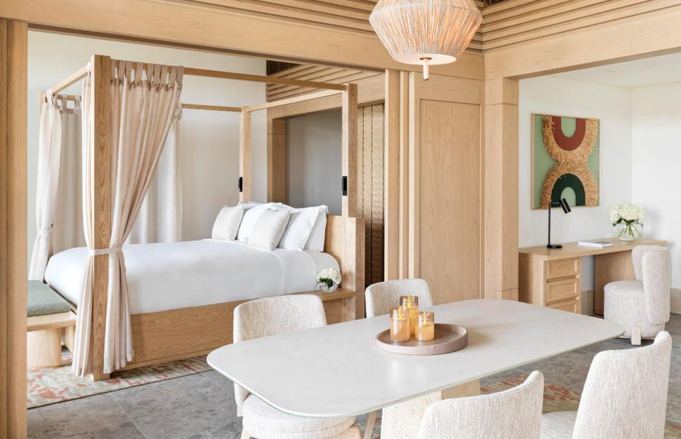 Signature Palm Suite