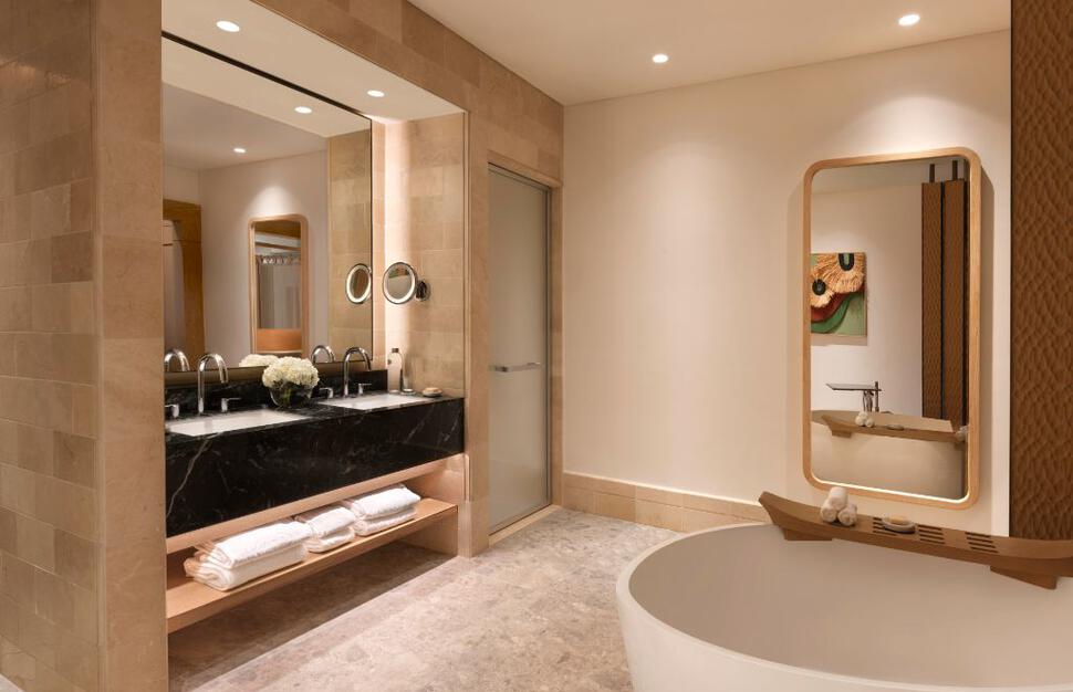 Signature Palm Suite