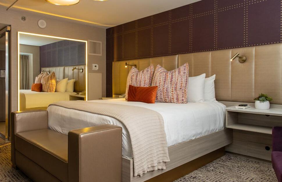 Marra Style King Room