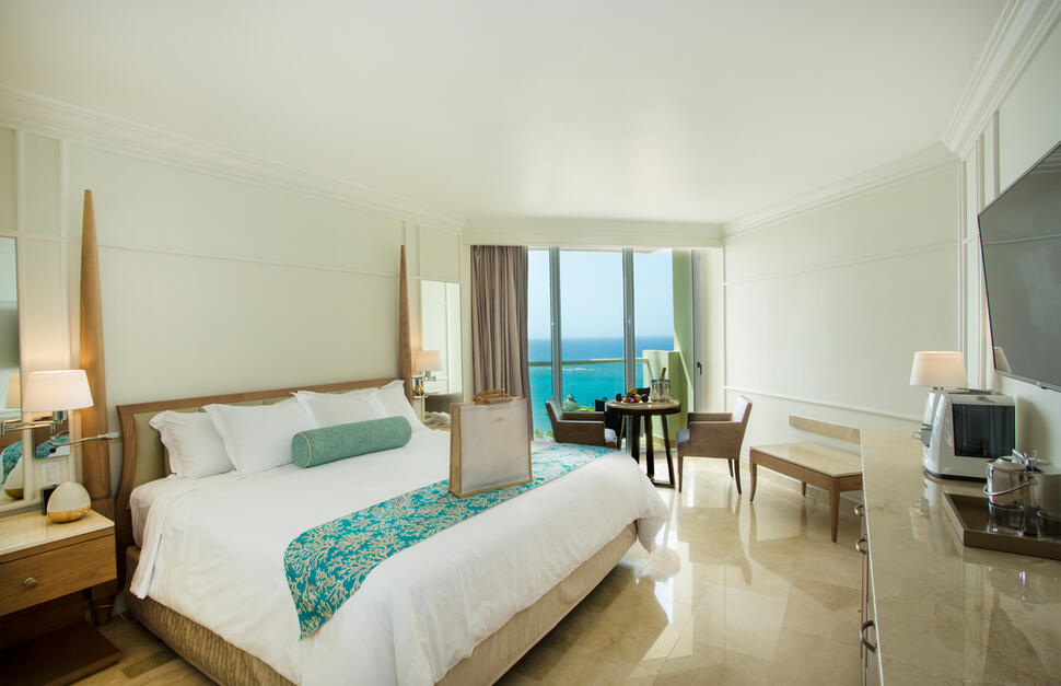 Superior Honeymoon Room