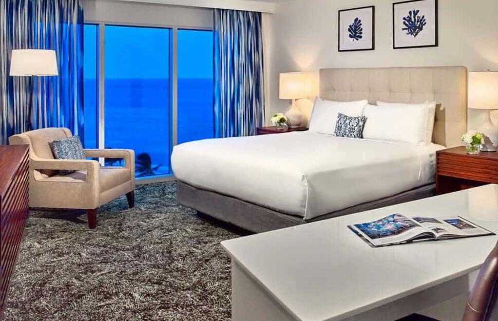 Preferred Ocean Curve Room