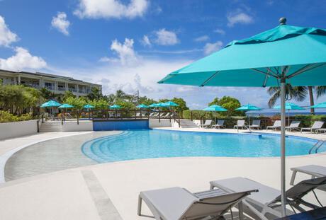 Beach View Hotel & Villas