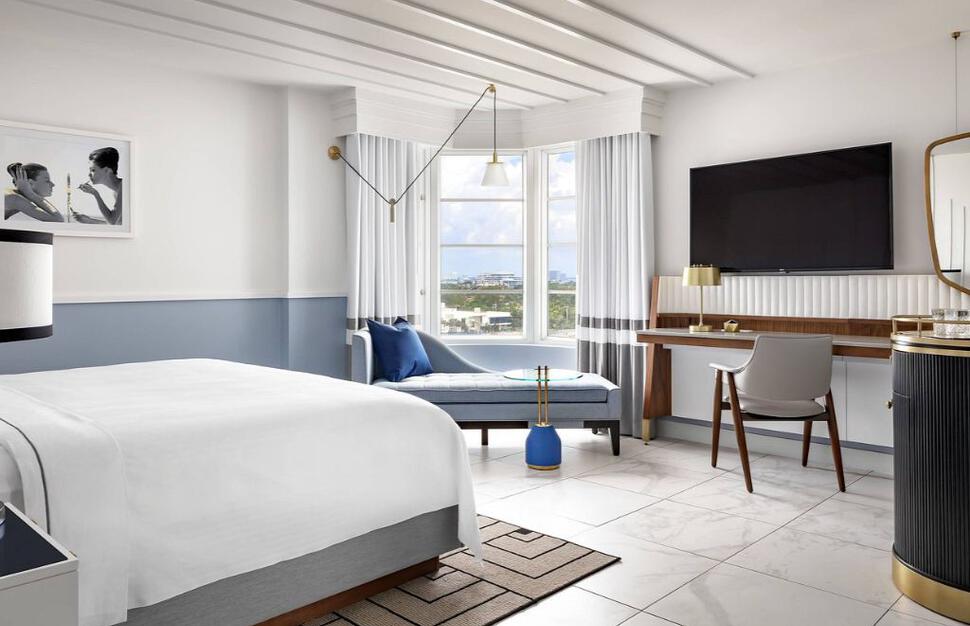 Standard King Room