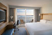 King Waterfront Room