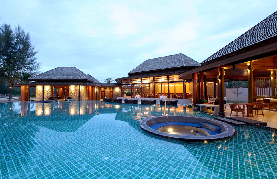 Resort Zone Swimming Pool