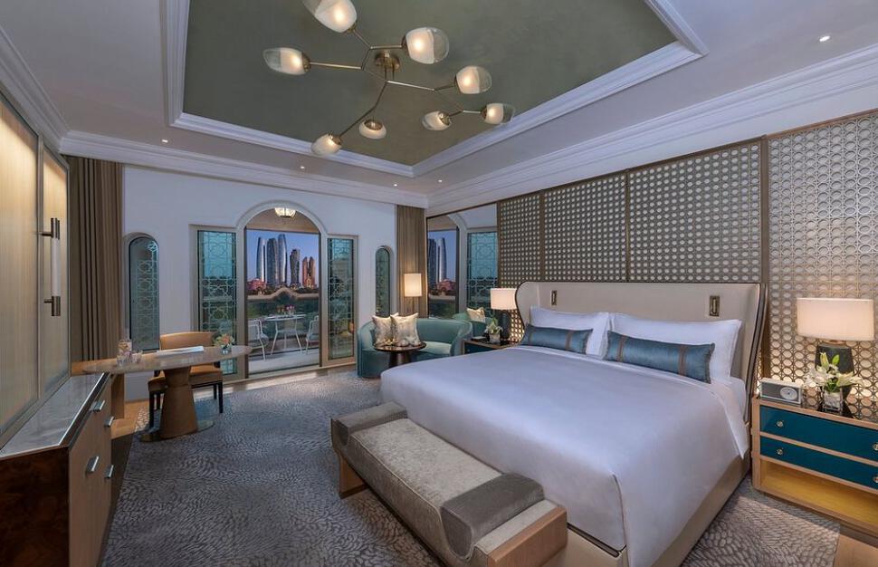 Deluxe City View Room