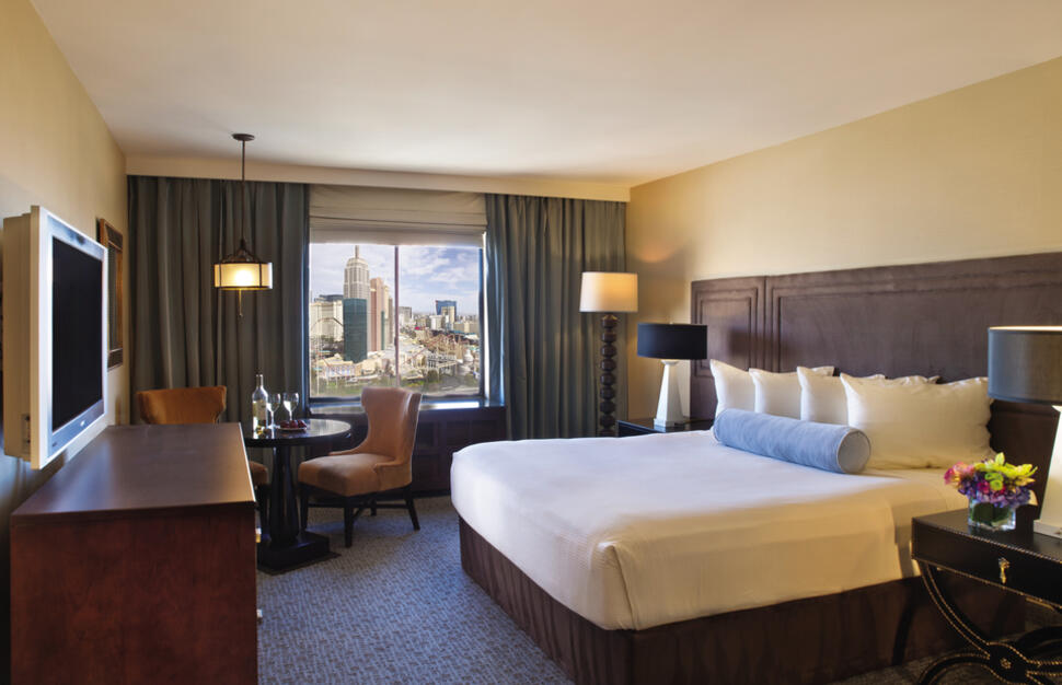 Contemporary Tower Room