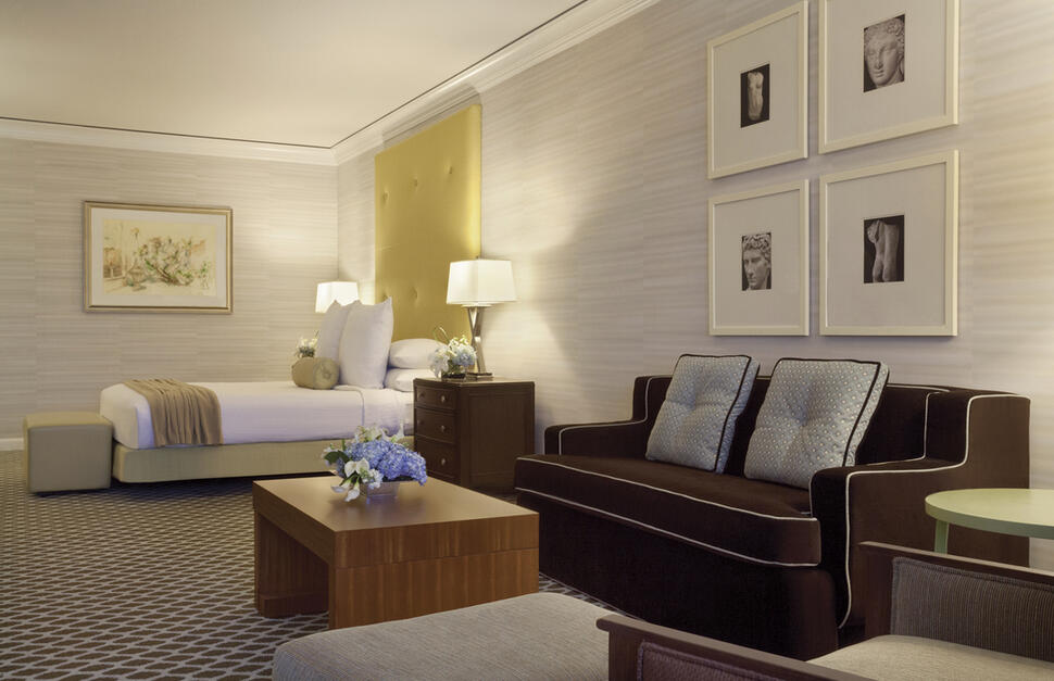 Augustus Tower Deluxe King