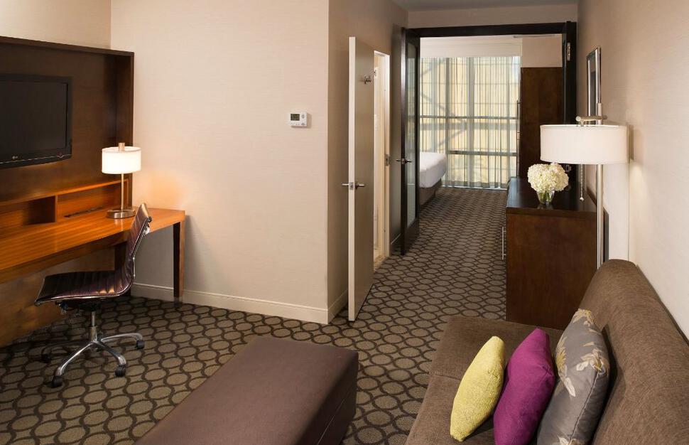 One Bedroom King Suite