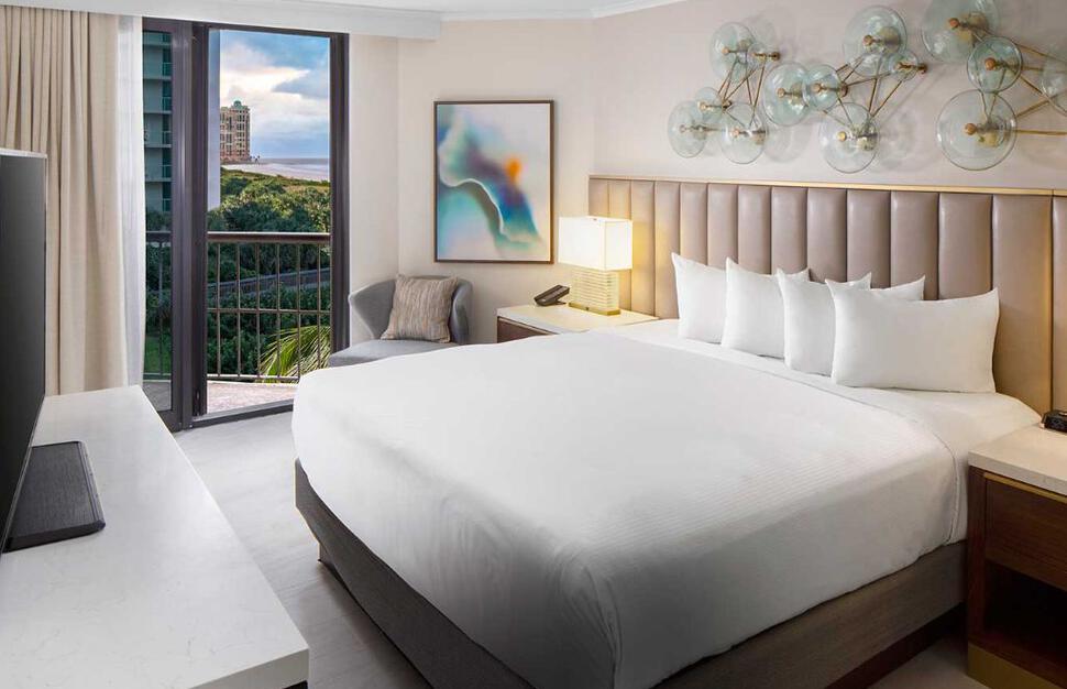 King Partial Ocean View