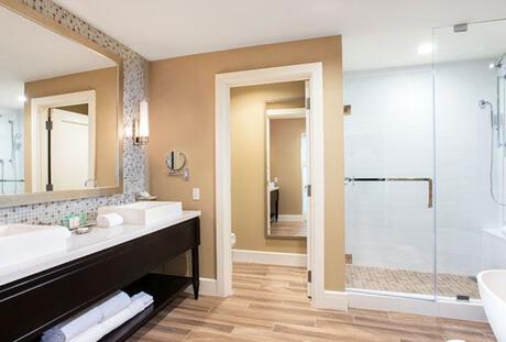 Corner Suite Bathroom