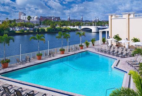 Hotel Tampa Riverwalk