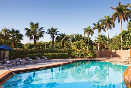 DoubleTree by Hilton Miami Airport