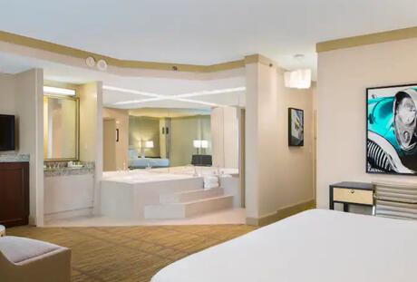 1 King Bed Junior Suite with Whirlpool