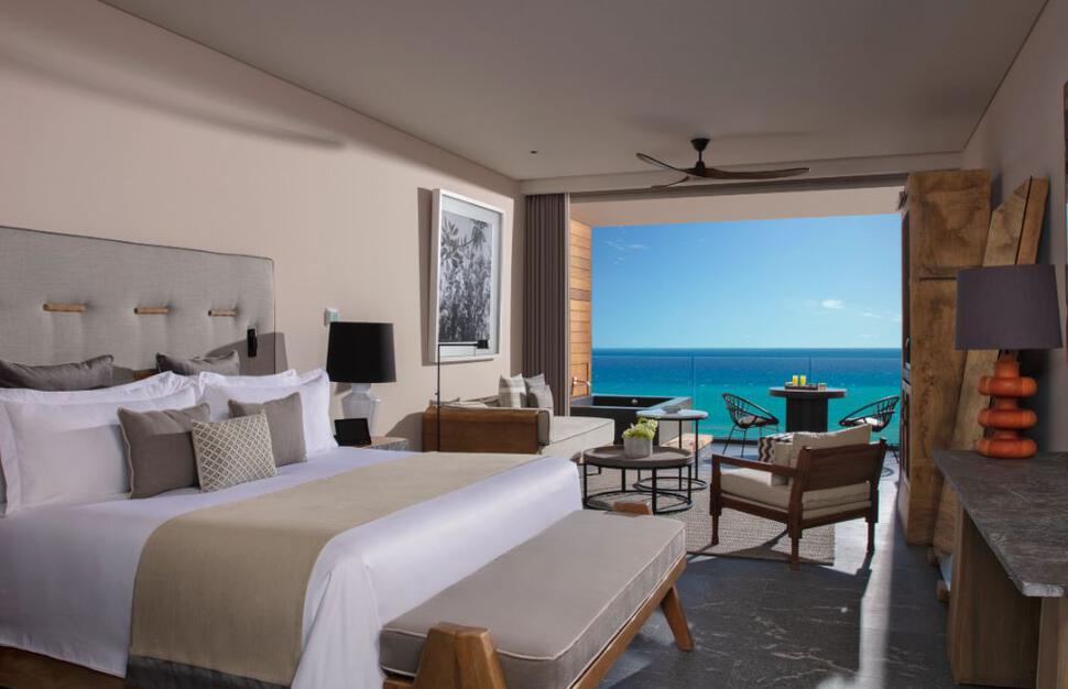 Preferred Club Junior Suite Ocean Front.