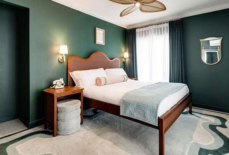 Superior City View King with Balcony