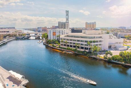 Aloft Tampa Downtown
